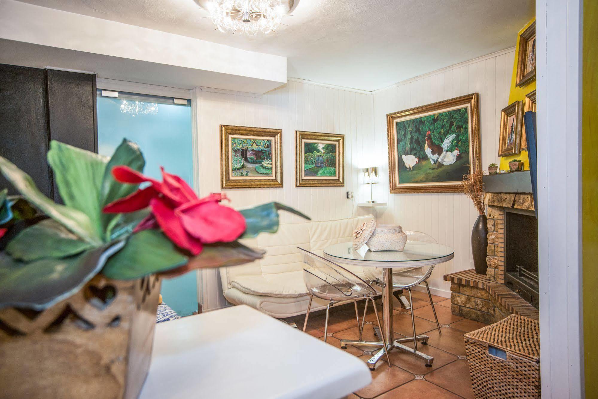 Turisticos Tronca Luxury * Granada